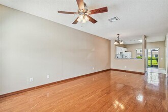 6355 Bayside Key Dr in Tampa, FL - Building Photo - Building Photo