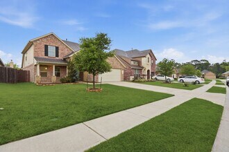 22014 Pheasant Bend Ln in Porter, TX - Building Photo - Building Photo