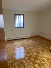 714 Winthrop Ave, Unit 101 in Revere, MA - Foto de edificio - Building Photo