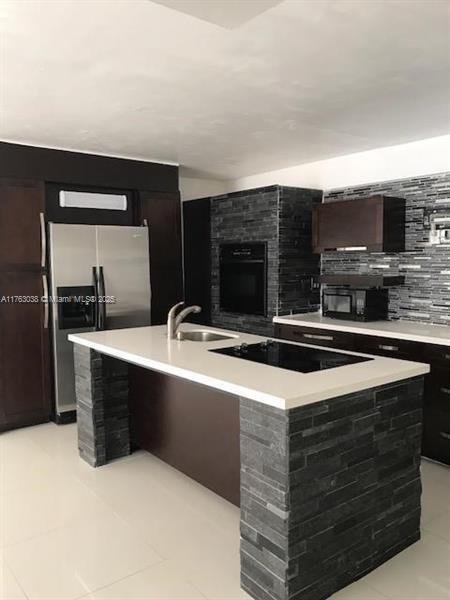 property at 2661 Riverside Dr