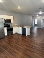 1999 Marshall St, Unit 2 in Bartow, FL - Building Photo