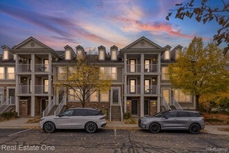 1084 Faulkner in Troy, MI - Building Photo - Building Photo