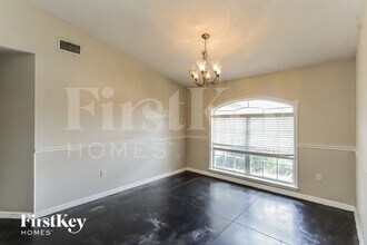 1411 Banbury Loop N in Lakeland, FL - Building Photo - Building Photo