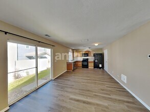 5567 N Gibraltar St in Denver, CO - Building Photo - Building Photo