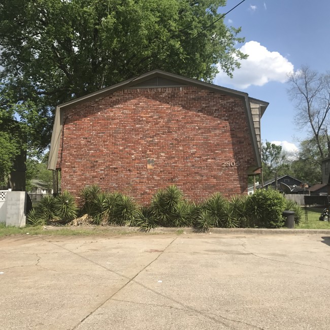 2805 Avenue E in Birmingham, AL - Foto de edificio - Building Photo