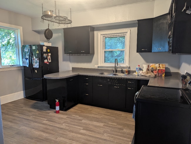 property at 2707 W 1st St