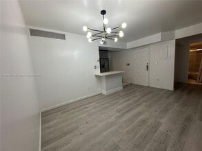 20075 NE 3rd Ct in Miami Gardens, FL - Building Photo - Building Photo