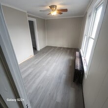 724 Augustus Pl in Niagara Falls, NY - Building Photo - Building Photo