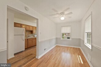 7153 Greenwood Ave in Baltimore, MD - Building Photo - Building Photo