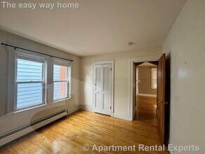 15 Corinthian Rd in Somerville, MA - Building Photo - Building Photo
