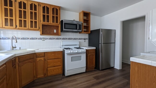 1263 S Plymouth Blvd, Unit 1263.5