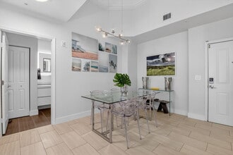 600 S Dixie Hwy in West Palm Beach, FL - Building Photo - Building Photo