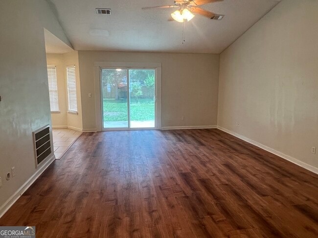 205 Royal Pines Way in Kingsland, GA - Building Photo - Building Photo