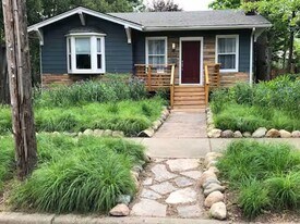 1622 Pear St, Unit #1 in Ann Arbor, MI - Building Photo