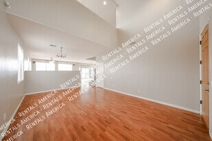 14605 W Verde Ln in Goodyear, AZ - Building Photo