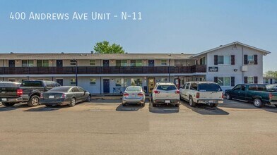 400 Andrews Ave in Dallas, TX - Building Photo - Building Photo