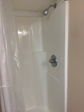 11646 SE 33rd Ave in Milwaukie, OR - Foto de edificio - Building Photo