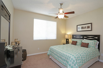 The Springs Apartment Homes in Bakersfield, CA - Foto de edificio - Interior Photo