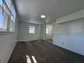 511 S Osage St in Independence, MO - Building Photo - Building Photo