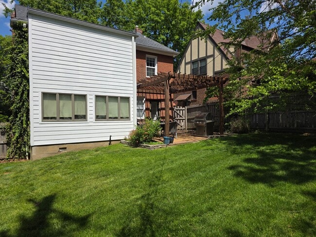 7264 Northmoor Dr in St. Louis, MO - Building Photo - Building Photo