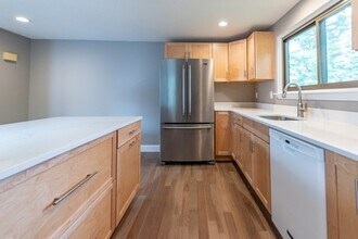 97 Spyglass Hill Dr in Ashland, MA - Building Photo - Building Photo