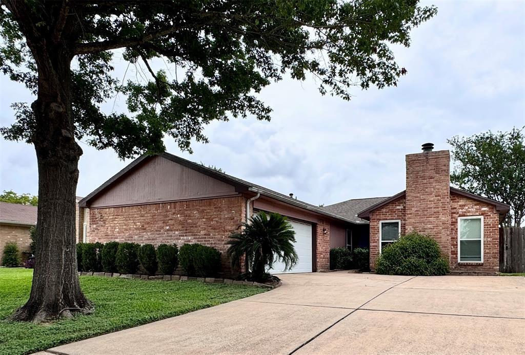 4414 Wee Lassie Ln in Houston, TX - Building Photo