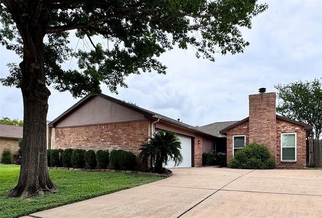 property at 4414 Wee Lassie Ln