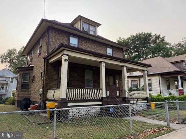property at 2443 39th St