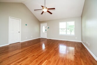 2231 Sawmill St in Murfreesboro, TN - Building Photo - Building Photo