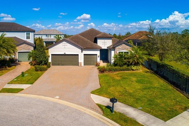 12031 Medley Terrace in Bradenton, FL - Building Photo - Building Photo