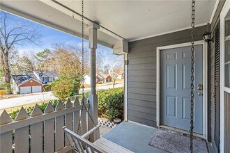 2452 Inverloch Cir in Duluth, GA - Building Photo - Building Photo