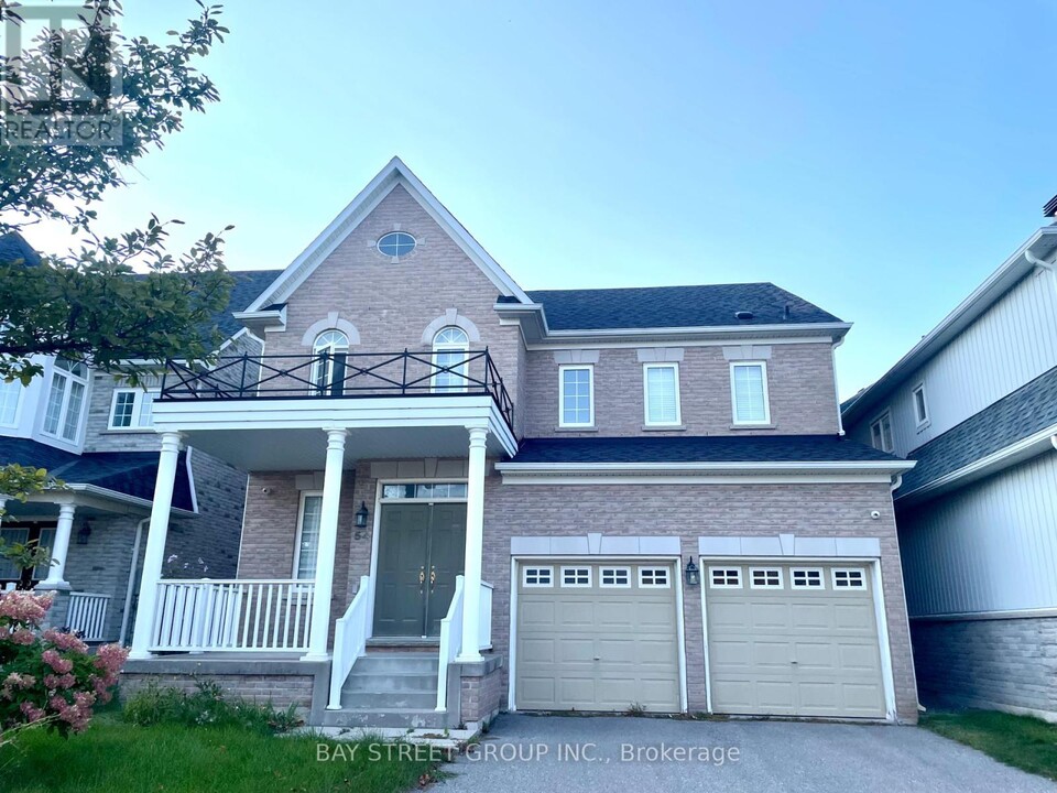 54 CASTLEGLEN Blvd in Markham, ON - Building Photo