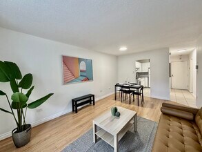 2175 Chapdelaine Av in Québec, QC - Building Photo - Building Photo