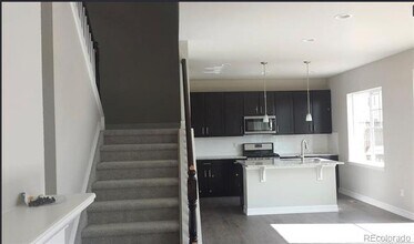 7303 S Scottsburg Way in Aurora, CO - Building Photo - Building Photo