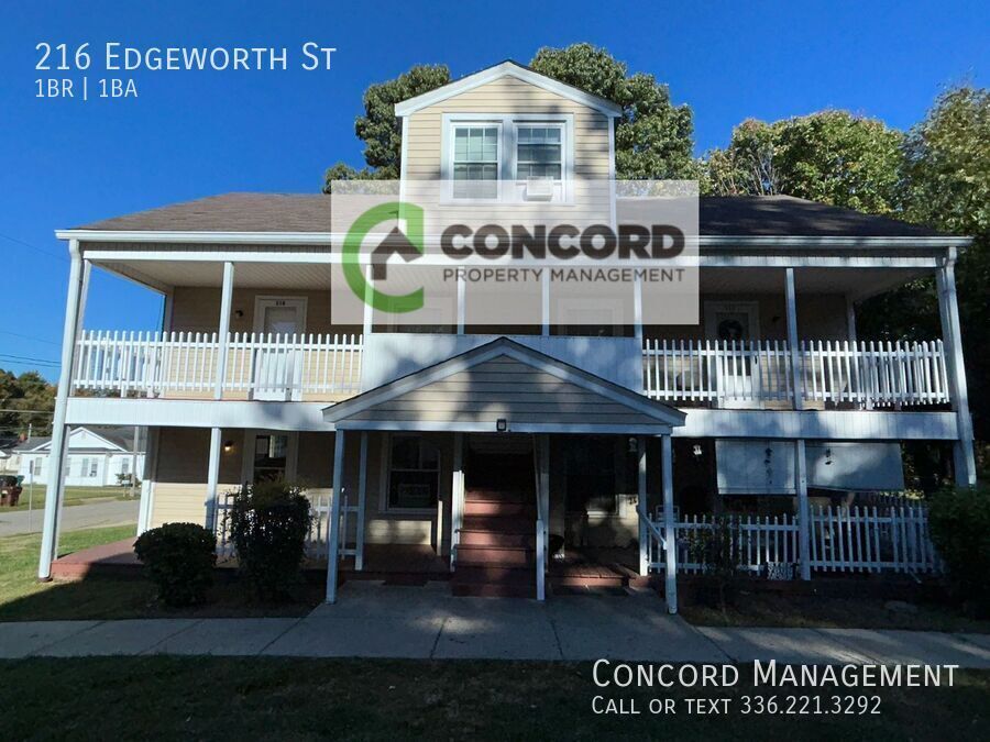 216 Edgeworth St in High Point, NC - Building Photo