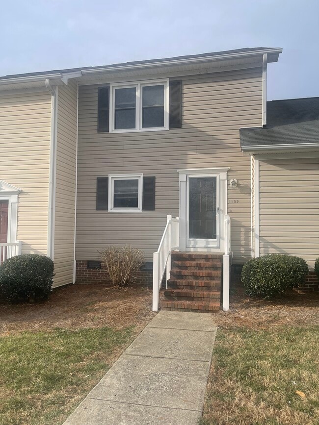property at 1139 Glendale Dr