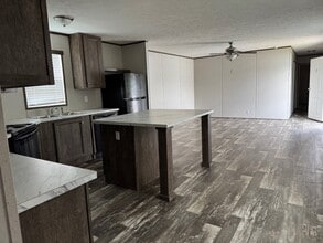 573 Banjo Way in Newport, TN - Building Photo - Building Photo