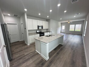 11958 Wisteria Mdws Dr in Willis, TX - Building Photo - Building Photo