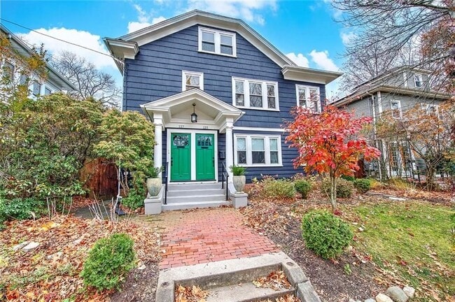127 Evergreen St in Providence, RI - Building Photo - Building Photo