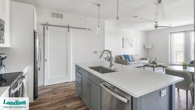 5511 Caprock Smt Dr in Bee Cave, TX - Building Photo - Building Photo