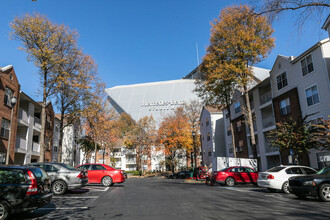 Northside Plaza in Atlanta, GA - Building Photo - Building Photo