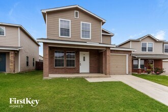 111 Quince Flower in San Antonio, TX - Foto de edificio - Building Photo