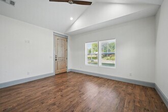 716 N Houston Ave in Denison, TX - Building Photo - Building Photo
