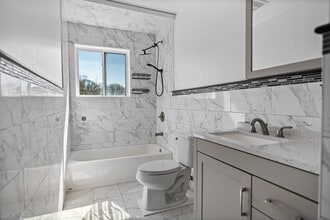 69 Sinn St in Patchogue, NY - Building Photo - Building Photo