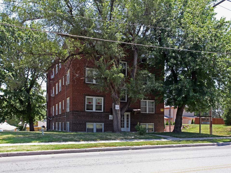 145 Hardesty Ave in Kansas City, MO - Foto de edificio