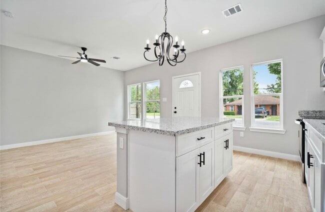 4506 Phlox St in Houston, TX - Building Photo - Building Photo