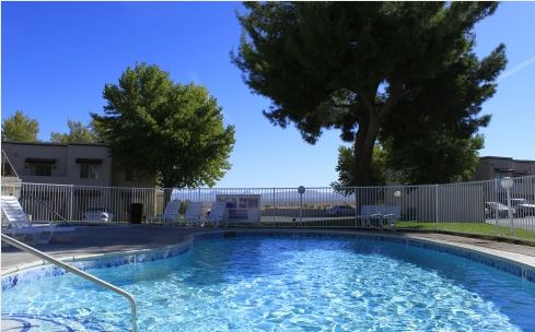 New Desert Vista Apartments in Barstow, CA - Foto de edificio