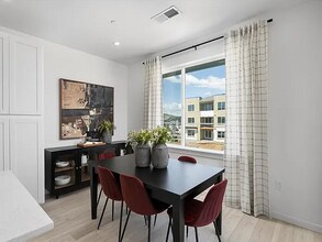 11897 Octave Ave in Parker, CO - Foto de edificio - Building Photo