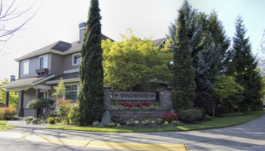 Windwood Village in Redmond, WA - Building Photo - Building Photo