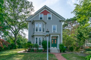 590 River Ave, Unit Unit 2 in Providence, RI - Building Photo